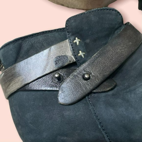 Rag & Bone Harrow Suede Distressed Black Booties Size 38.5 / 8.5 - Picture 3 of 8